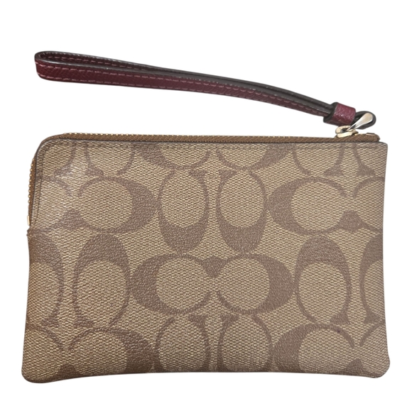 Coach Signature C And Burgundy Pocket Wristlet - Picture 2 of 5